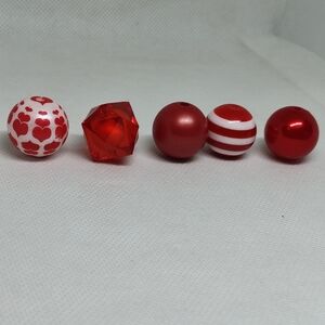 20mm Acrylic Bubblegum Red and White Bead Set - 5 Pieces
